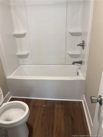 523 Oakwood Avenue, Raeford, NC 28376
