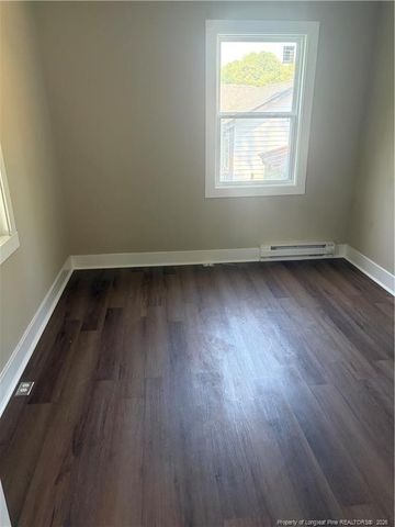 523 Oakwood Avenue, Raeford, NC 28376