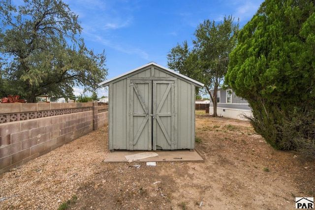 980 S Dawnview Dr, Pueblo West, CO 81007