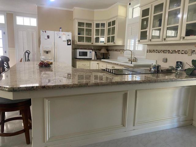 3188 Niblett Bluff Rd, Vinton, LA 70668