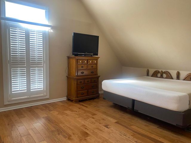 3188 Niblett Bluff Rd, Vinton, LA 70668