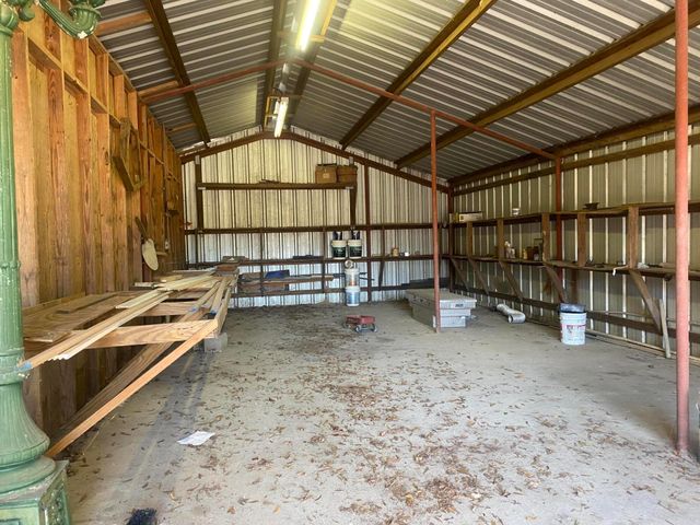 3188 Niblett Bluff Rd, Vinton, LA 70668