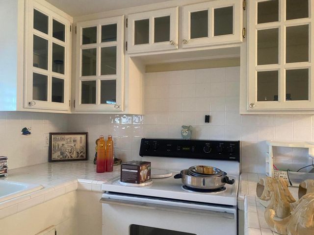 3188 Niblett Bluff Rd, Vinton, LA 70668