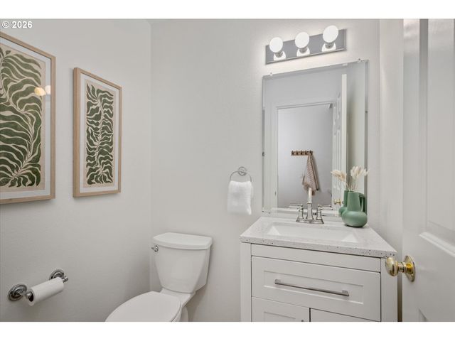 2341 Nw OVERTON St, Portland, OR 97210