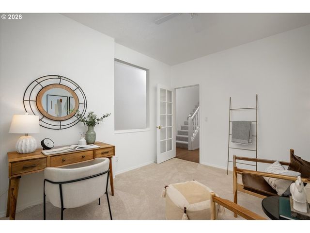 2341 Nw OVERTON St, Portland, OR 97210