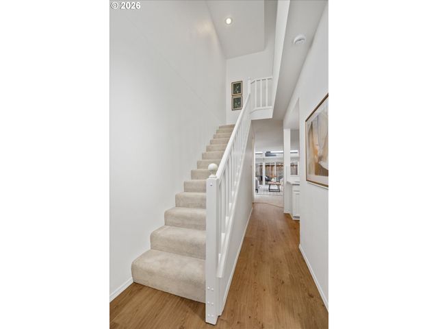 2341 Nw OVERTON St, Portland, OR 97210