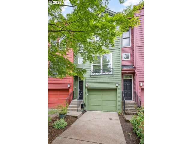 2341 Nw OVERTON St, Portland, OR 97210