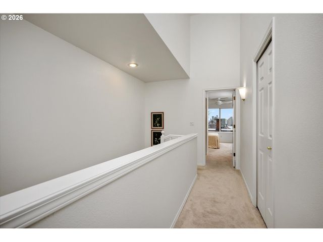 2341 Nw OVERTON St, Portland, OR 97210