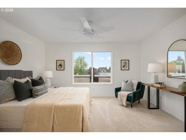 2341 Nw OVERTON St, Portland, OR 97210