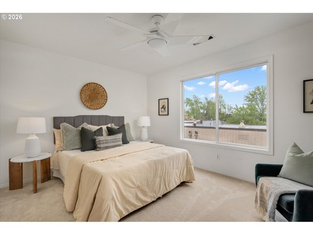 2341 Nw OVERTON St, Portland, OR 97210