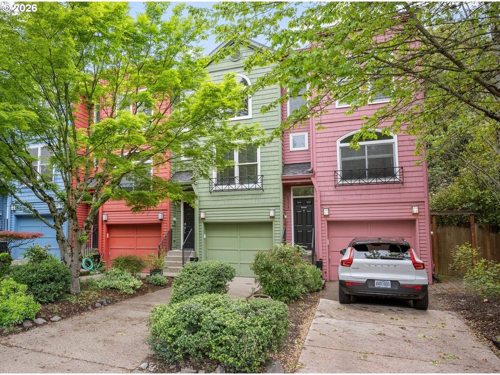 2341 Nw OVERTON St, Portland, OR 97210