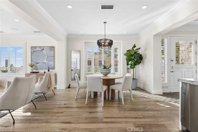 524 W Oceanfront, Newport Beach, CA 92661