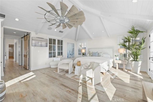 524 W Oceanfront, Newport Beach, CA 92661