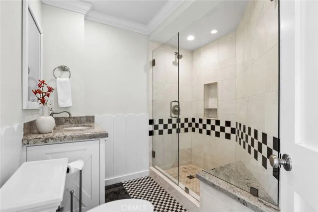 524 W Oceanfront, Newport Beach, CA 92661