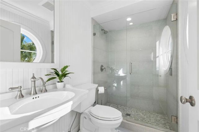 524 W Oceanfront, Newport Beach, CA 92661