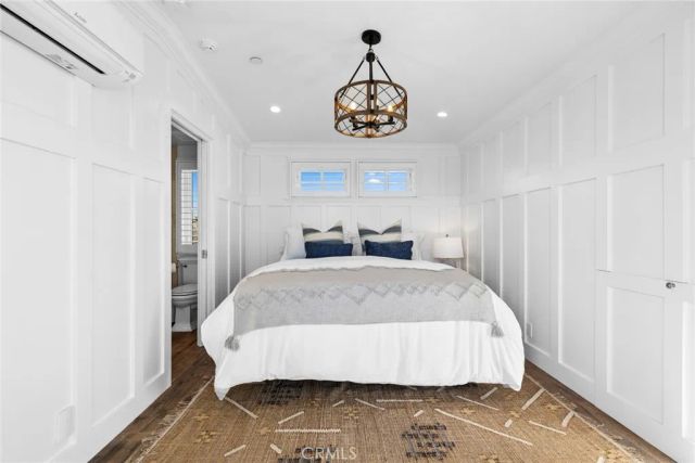 524 W Oceanfront, Newport Beach, CA 92661