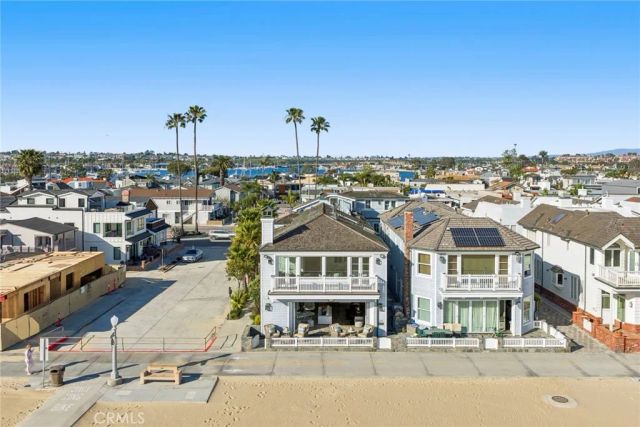 524 W Oceanfront, Newport Beach, CA 92661
