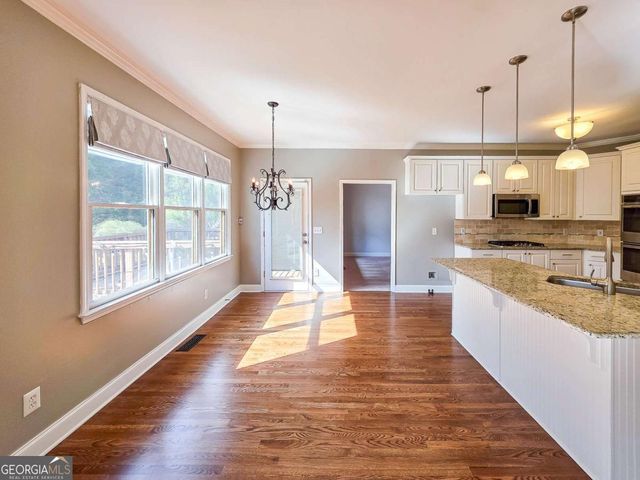 3270 Sunflower Way, Milton, GA 30004