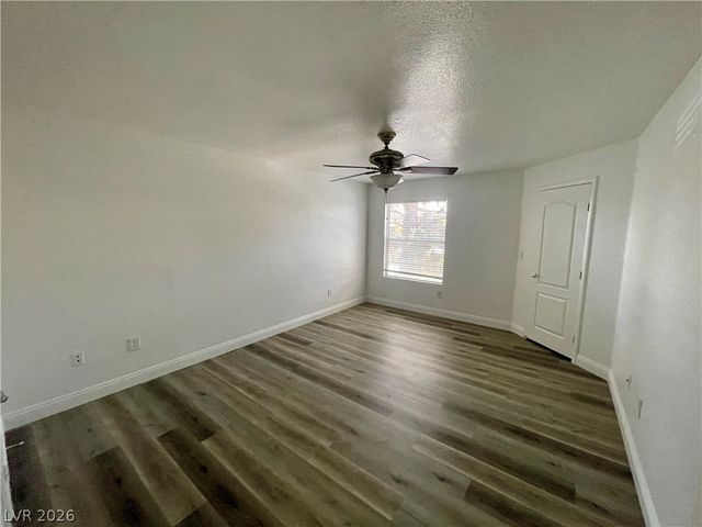 5055 West Hacienda Avenue 2142, Las Vegas, NV 89118