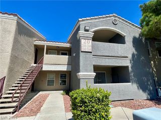 5055 West Hacienda Avenue 2142, Las Vegas, NV 89118