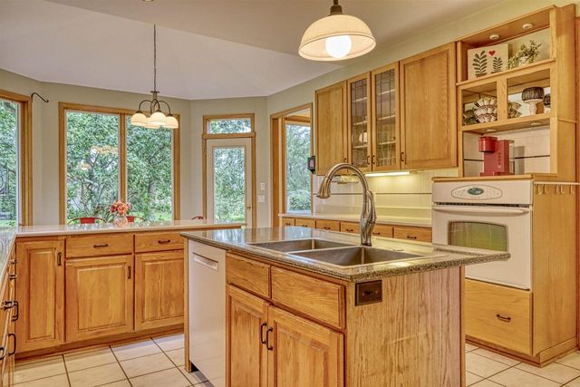 3115 Hawks Haven Trail, Deforest, WI 53532