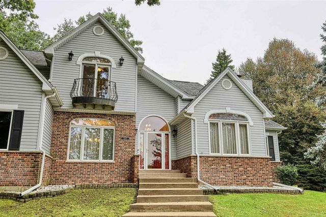 3115 Hawks Haven Trail, Deforest, WI 53532