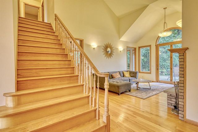 3115 Hawks Haven Trail, Deforest, WI 53532