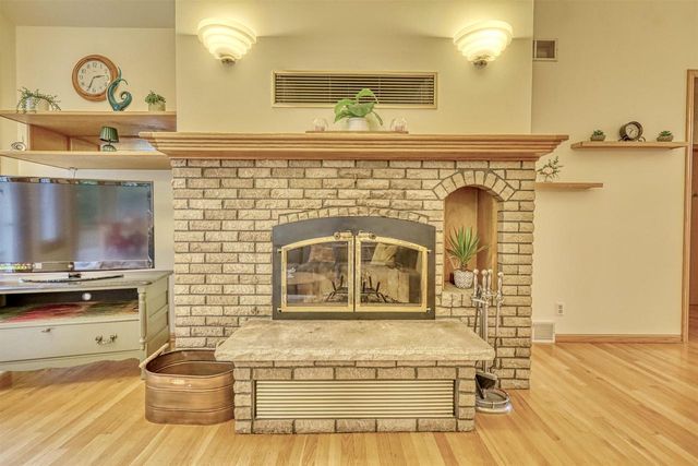 3115 Hawks Haven Trail, Deforest, WI 53532