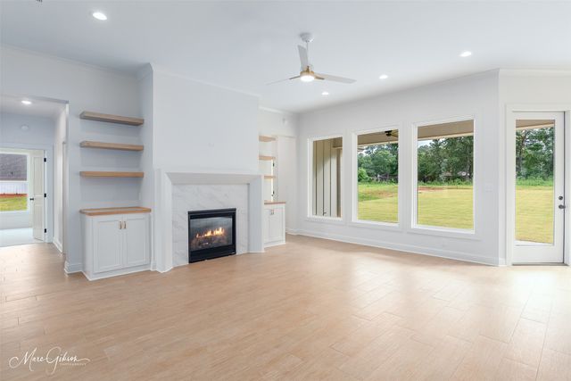 857 Walstonburg Lane, Benton, LA 71006