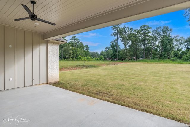857 Walstonburg Lane, Benton, LA 71006