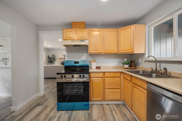 7506 S L Street, Tacoma, WA 98408