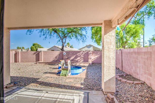 937 E NARDINI Street, San Tan Valley, AZ 85140