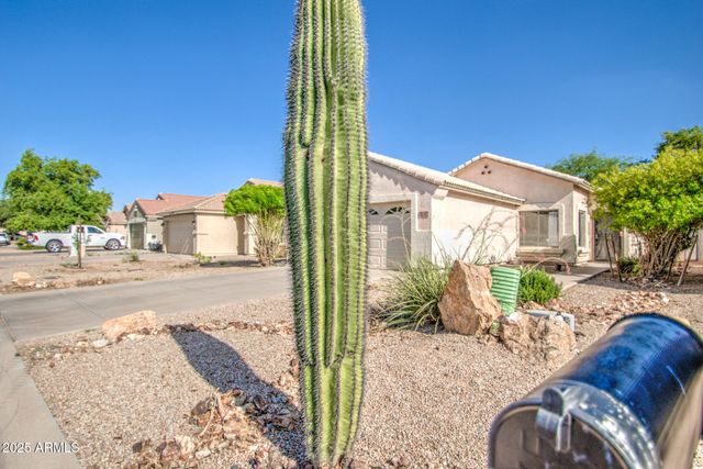 937 E NARDINI Street, San Tan Valley, AZ 85140
