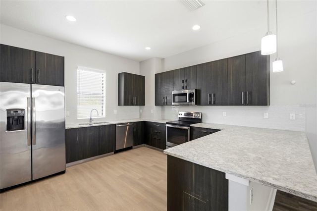 4810 W MCELROY AVENUE 7, Tampa, FL 33611