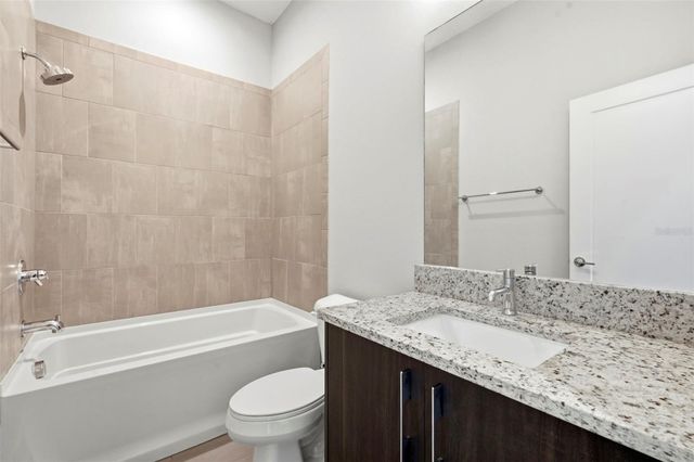 4810 W MCELROY AVENUE 7, Tampa, FL 33611