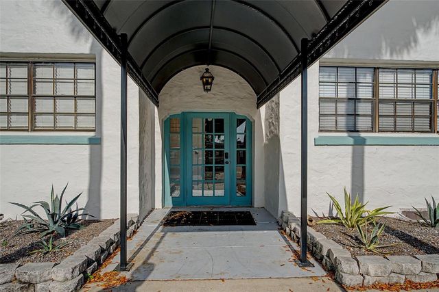 517 COLUMBIA DRIVE 20, Tampa, FL 33606