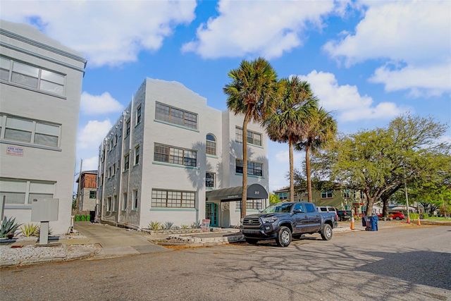 517 COLUMBIA DRIVE 20, Tampa, FL 33606