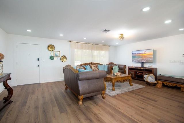 7312 SOUTHWIND DRIVE, Hudson, FL 34667