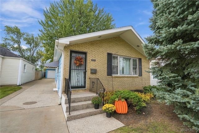 633 Brighton Road, Tonawanda, NY 14150
