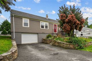 42 Belcourt Avenue, North Providence, RI 02911