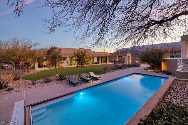 36 Quiet Moon Lane, Las Vegas, NV 89135