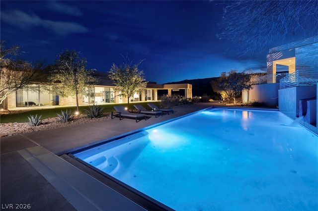 36 Quiet Moon Lane, Las Vegas, NV 89135