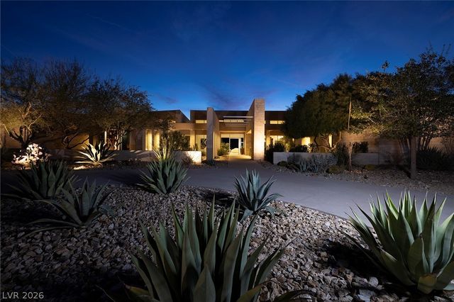 36 Quiet Moon Lane, Las Vegas, NV 89135