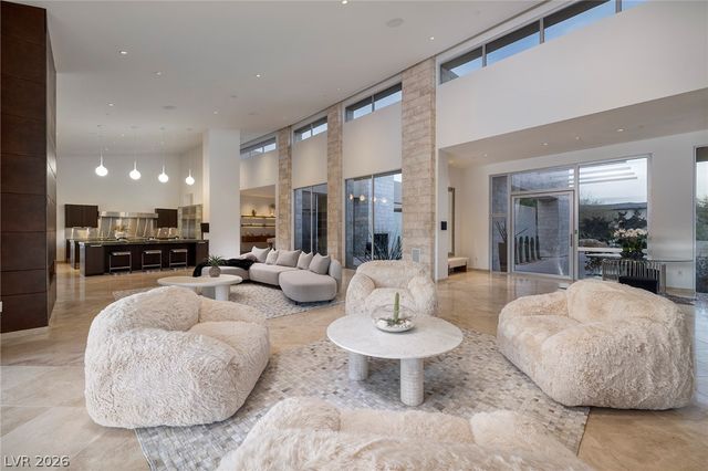 36 Quiet Moon Lane, Las Vegas, NV 89135