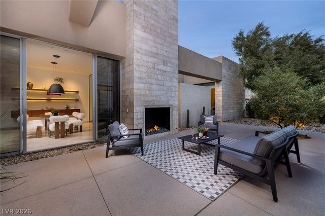 36 Quiet Moon Lane, Las Vegas, NV 89135