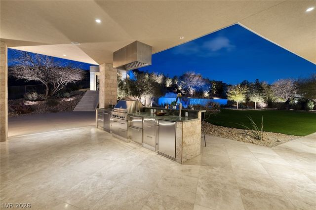 36 Quiet Moon Lane, Las Vegas, NV 89135