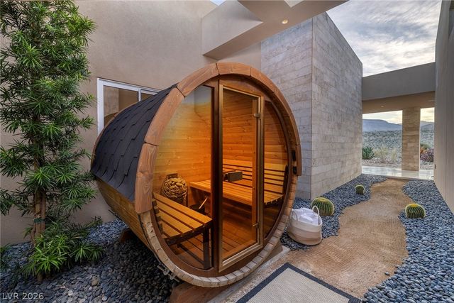 36 Quiet Moon Lane, Las Vegas, NV 89135