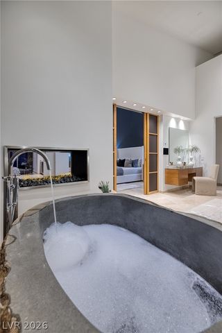 36 Quiet Moon Lane, Las Vegas, NV 89135