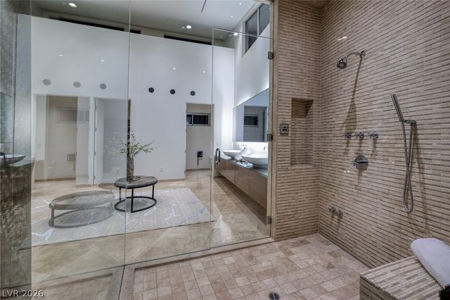 36 Quiet Moon Lane, Las Vegas, NV 89135