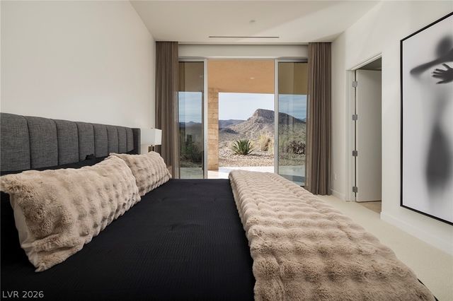 36 Quiet Moon Lane, Las Vegas, NV 89135